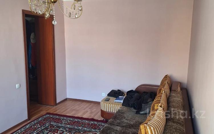 2-комнатная квартира, 49 м², 2/5 этаж, Самал за 15.5 млн 〒 в Талдыкоргане — фото 16
