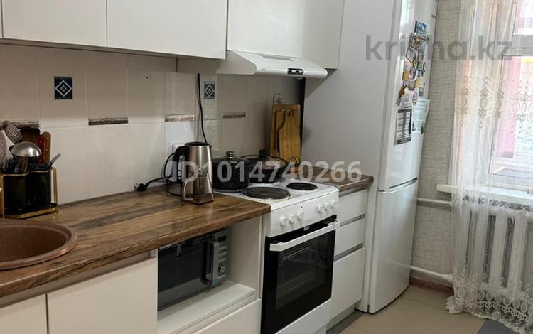 2-бөлмелі пәтер · 53 м² · 2/9 қабат, Восток-5 ш/а. 7, бағасы: 17 млн ₸ в Караганде, Алихана Бокейханова р-н — фото 2