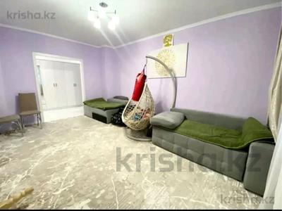 3-бөлмелі пәтер · 90 м² · 7/15 қабат, Б. Момышулы 14, бағасы: 41.5 млн ₸ в Астане, Алматы р-н
