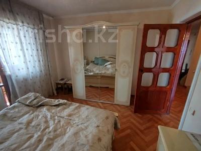 3-комнатная квартира · 80 м² · 5/12 этаж, Назарбаева 126 — Супермаркет "Смолл" за 24.3 млн 〒 в Талдыкоргане, мкр Жана Гарышкер