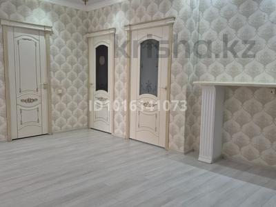 4-бөлмелі пәтер · 131.4 м² · 3/9 қабат, Муканова 1а, бағасы: 45 млн ₸ в Атырау, мкр Жилгородок
