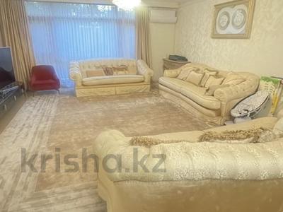 5-бөлмелі пәтер · 190 м² · 1/21 қабат, Аскарова 8, бағасы: ~ 1.7 млн ₸ в Алматы, Ауэзовский р-н