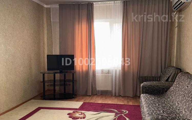 2-комнатная квартира · 75 м² · 13/16 этаж, мкр. Алмагуль 20 за 160 000 ₸ в Атырау — фото 2
