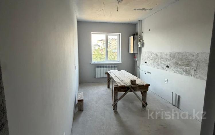 2-бөлмелі пәтер · 45 м² · 3 қабат, Нурсат 40/2, бағасы: 25 млн ₸ в Шымкенте, Каратауский р-н — фото 7