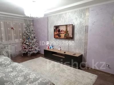 3-комнатная квартира · 63 м² · 1/5 этаж, Майкудук, Майкудук, 11а микрорайон — Поликлиника 1 за 17.5 млн 〒 в Караганде, Алихана Бокейханова р-н