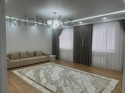 3-комнатная квартира · 105 м² · 4/5 этаж, мкр. Алтын орда за 350 000 ₸ в Актобе