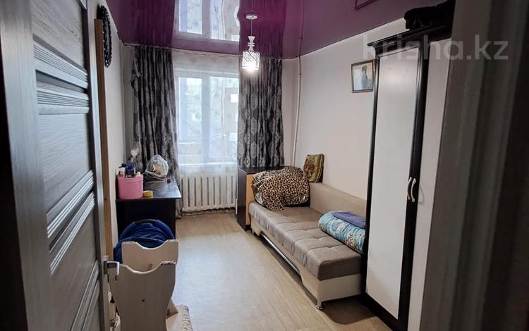 4-бөлмелі пәтер · 80 м² · 1/5 қабат, Момышулы 76, бағасы: 17.6 млн ₸ в Экибастузе — фото 25