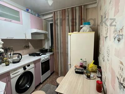 1-комнатная квартира · 31 м² · 1/5 этаж, мкр Юго-Восток, Дюсембекова за 12.5 млн ₸ в Караганде, Казыбек би р-н