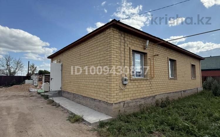 Отдельный дом · 4 комнаты · 110 м² · 10 сот., Джунусова 96 — Возле Ырысты тойхана за 26.5 млн 〒 в Кояндах — фото 2