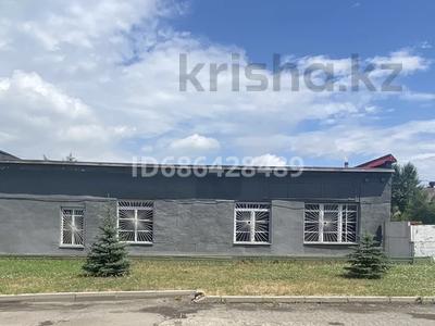 Кеңселер, жқб, автосервистер мен көлік жуу • 900 м², бағасы: 157 млн 〒 в Усть-Каменогорске, Ульбинский