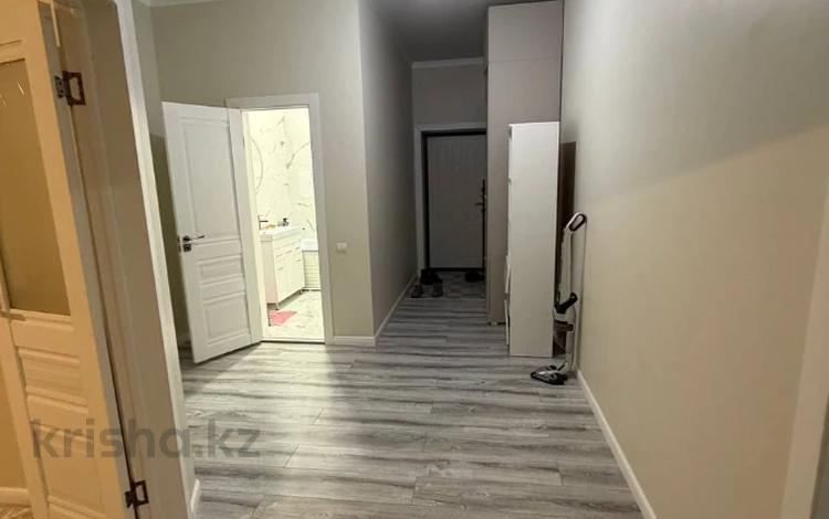 2-бөлмелі пәтер · 75 м² · 2/5 қабат, мкр. Алтын орда, Саздинское лесничество 228/2, бағасы: 180 000 ₸ в Актобе — фото 2