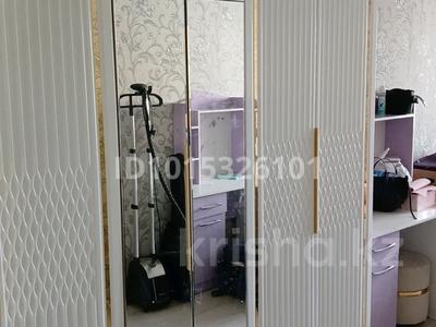 3-бөлмелі пәтер · 60 м² · 4/4 қабат, молдагулова 25, бағасы: 18 млн ₸ в Шымкенте, Аль-Фарабийский р-н
