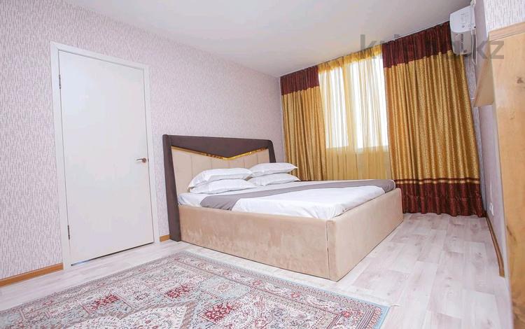 3-комнатная квартира · 95 м² · 7/12 этаж, 9 улица 37/2 — Акимат. конгресс холл за 15 000 ₸ в Туркестане — фото 2