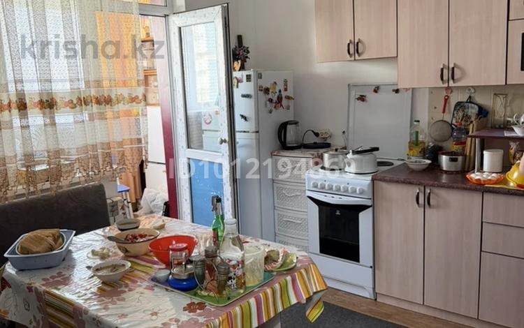 2-комнатная квартира · 60.5 м² · 2/5 этаж, Пр. Сатпаева 145/5 за 14 млн ₸ — фото 2