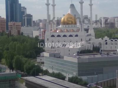 3-комнатная квартира · 92 м² · 10/14 этаж, Сыганак 54 — Сауран за 52 млн 〒 в Астане, Есильский р-н