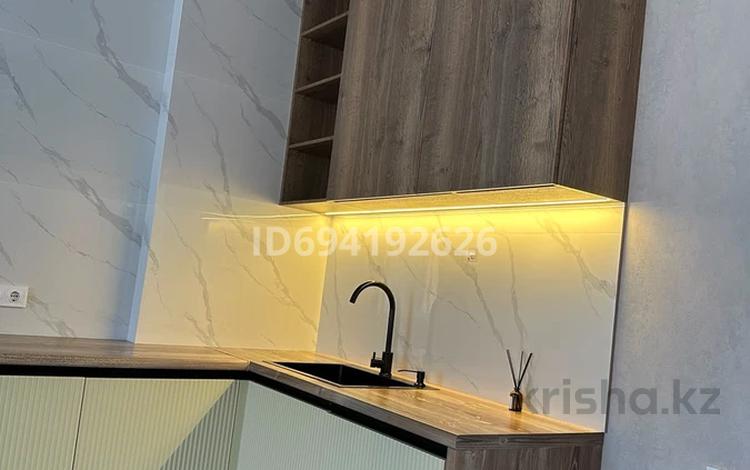 2-бөлмелі пәтер · 80 м² · 6/9 қабат, Вокзальная 4 — Жукова/вокзальная, бағасы: 20 000 ₸ в Уральске — фото 13
