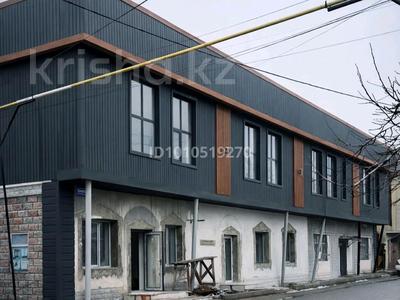 Свободное назначение, офисы, магазины и бутики, студии · 265 м² за 742 000 〒 в Шымкенте, Аль-Фарабийский р-н