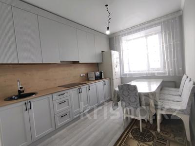 Продажа квартир в Абай обл.: 3-комнатная квартира · 84 м² · 5/5 этаж, Кабанбай Батыра за 38 млн 〒 3-комнатная квартира · 84 м² · 5/5 этаж, Кабанбай Батыра за 38 млн 〒 в Семее