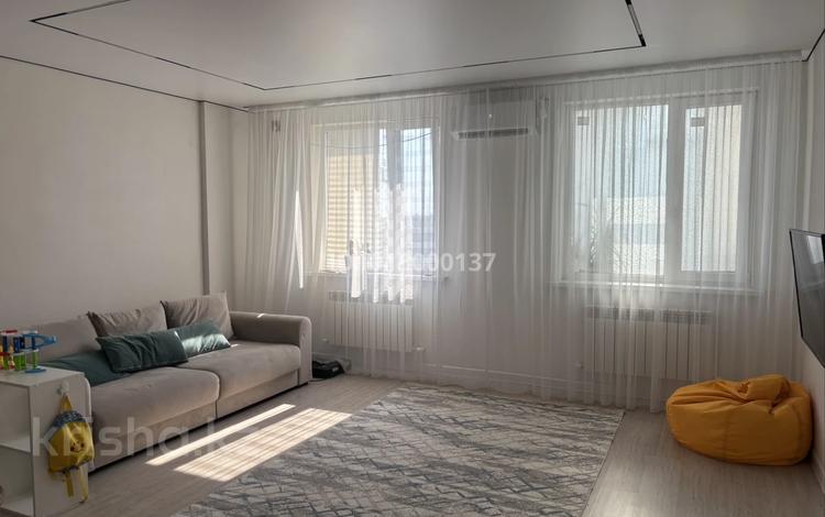2-бөлмелі пәтер · 68 м² · 9/10 қабат, Самал 82 — Коняхина, бағасы: 38 млн ₸ в Уральске — фото 2