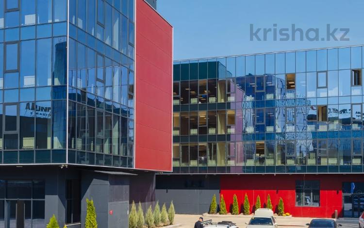 Свободное назначение, офисы, магазины и бутики, склады, салоны красоты, медцентры и аптеки, развлечения · 50 м² за 500 000 〒 в Алматы, Медеуский р-н — фото 103