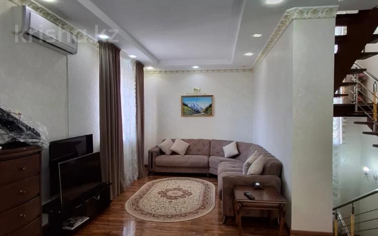 Отдельный дом · 7 комнат · 350 м² · 12 сот., мкр Жеруйык, Гумарова за 700 000 ₸ в Атырау — фото 39