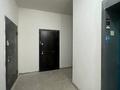 2-комнатная квартира, 71 м², 8/10 этаж, Молдагуловой 62, кор2 за 23.5 млн 〒 в Актобе — фото 6