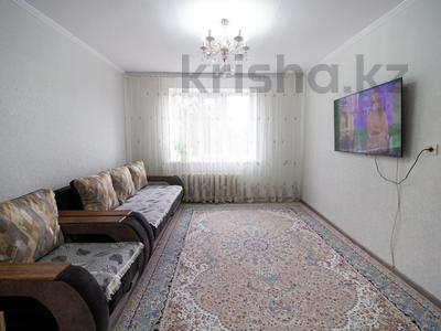 2-комнатная квартира, 53 м², 2/5 этаж, Ляззат Асанова 71 за 19 млн 〒 в Талдыкоргане