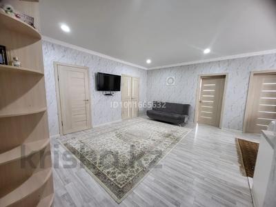 Отдельный дом · 4 комнаты · 132 м² · 10 сот., мкр Комсомольский, Уалиханова 27 за 42 млн 〒 в Астане, Есильский р-н