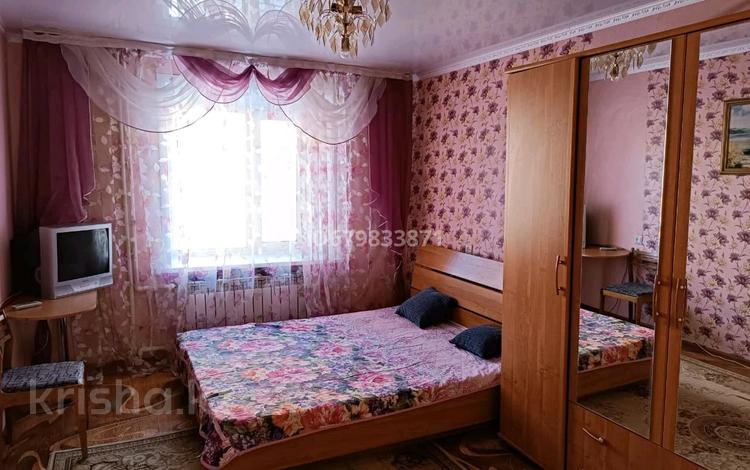2-комнатная квартира · 50 м² · 2/5 этаж, Окжетпес 11 за 20 000 〒 в Бурабае — фото 3