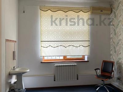 Офисы, образование, кабинеты и рабочие места · 18 м² за 126 000 ₸ в Шымкенте, Аль-Фарабийский р-н