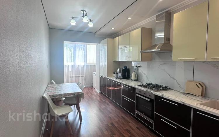 3-комнатная квартира · 86 м² · 4/5 этаж, Санкибай Батыра за 30.5 млн ₸ в Актобе — фото 2