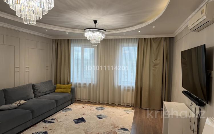 3-бөлмелі пәтер · 110 м² · 8/36 қабат, Кабанбай батыра 11, бағасы: 73 млн ₸ в Астане, Есильский р-н — фото 2