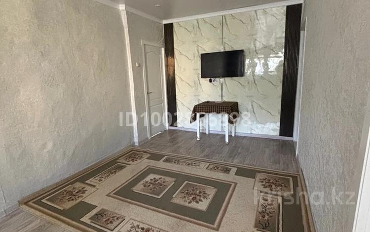 2-комнатная квартира · 46 м² · 2/2 этаж, мкр Жилгородок, Касиподак за 11 млн 〒 в Актобе — фото 2