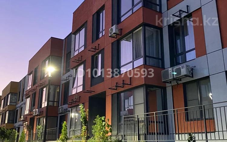 3-комнатная квартира · 83.5 м² · 3/3 этаж, мкр Акжар, Береке 9 за 48 млн ₸ в Алматы, Наурызбайский р-н — фото 2