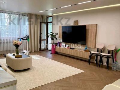 3-бөлмелі пәтер · 100 м² · 1/14 қабат, Торайгырова 25 — Торайгырова 25, бағасы: 110 млн ₸ в Алматы, Бостандыкский р-н