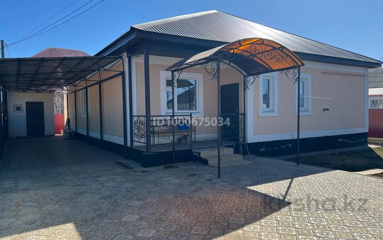 Отдельный дом · 5 комнат · 146.4 м² · 4 сот., мкр Жулдыз за 41 млн 〒 в Уральске — фото 2