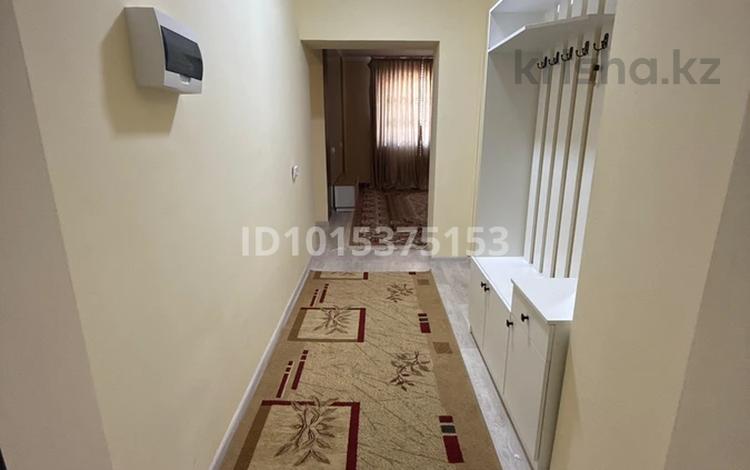 2-комнатная квартира · 58 м² · 7/7 этаж, 9ая улица 20/2 — Туркестан Арена жанында. Жайлы мектепке карама-карсы за 120 000 ₸ — фото 2
