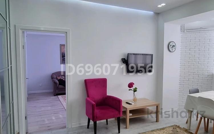 2-бөлмелі пәтер · 75 м² · 15/18 қабат, 17-й мкр 4, бағасы: 260 000 ₸ в Актау — фото 25