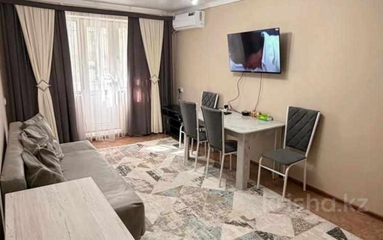 2-комнатная квартира · 50 м² · 2/5 этаж, 11-й микрорайон, Уалиханова 186А за 13 000 ₸ в Шымкенте, Енбекшинский р-н — фото 12