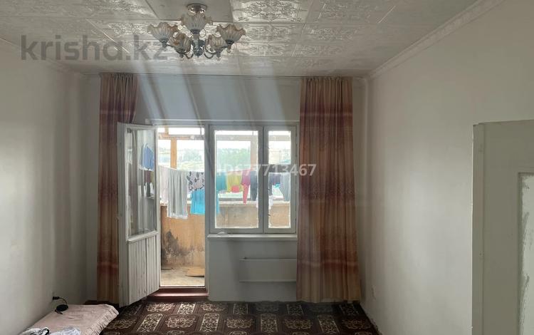 4-бөлмелі пәтер · 81 м² · 5/5 қабат, 11-й мкр 43 — Бауыржан Момышулы, бағасы: 17 млн ₸ в Таразе — фото 2