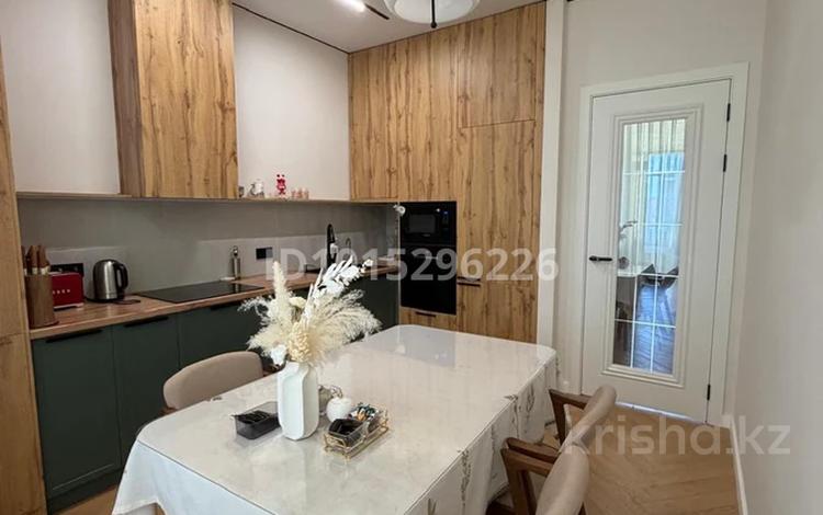 2-комнатная квартира · 74 м² · 17/17 этаж, Туран 50/4 за 57 млн ₸ в Астане, Нура р-н — фото 2