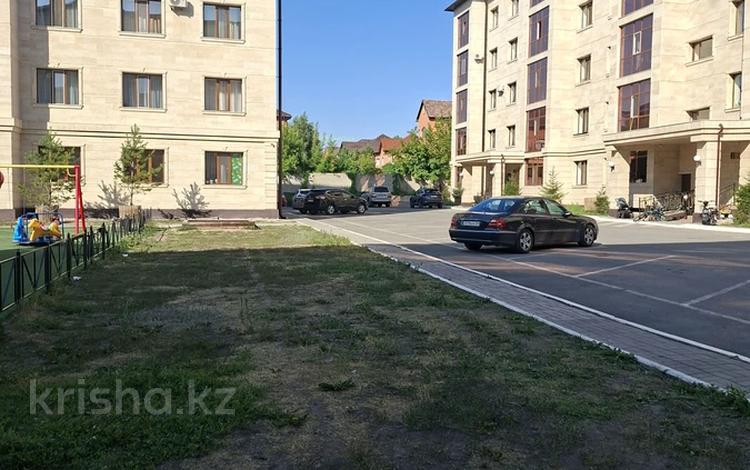 3-бөлмелі пәтер · 85.6 м² · 5/5 қабат, Юго-Восток ш/а., Муканова, бағасы: 35.5 млн ₸ в Караганде, Казыбек би р-н — фото 2