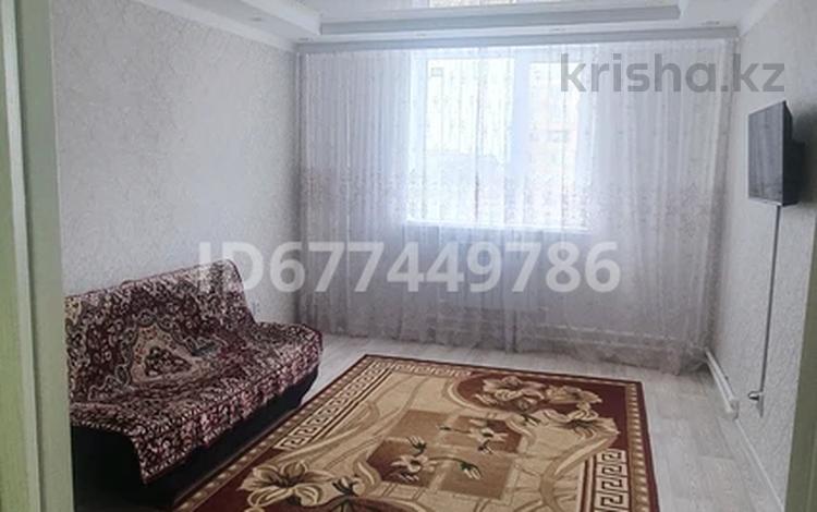 1-комнатная квартира · 49 м² · 4/5 этаж, 10 мкр 22 за 130 000 ₸ в Аксае — фото 2