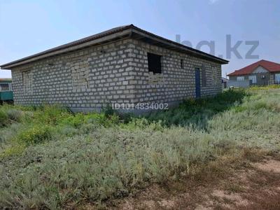 Жеке үй · 4 бөлме · 120 м² · 10 жүзд., Бауырластар 3, бағасы: 11 млн ₸ в Актобе, жилой массив Бауырластар
