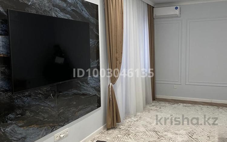 3-комнатная квартира · 85 м² · 7/10 этаж, Кенесары хана 54/28 за 500 000 ₸ в Алматы, Наурызбайский р-н — фото 2