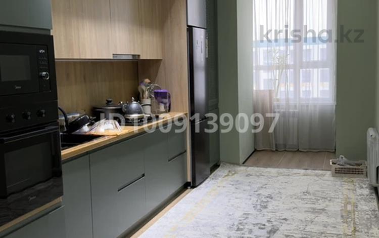 2-бөлмелі пәтер · 70 м² · 9/9 қабат, мкр Шымсити, Байдибек би 10/3, бағасы: 50 млн ₸ в Шымкенте, Абайский р-н — фото 2
