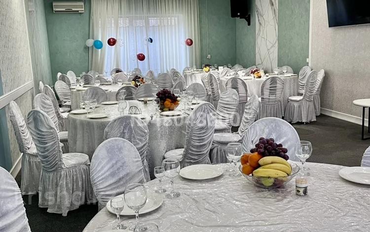 Дом · 8 комнат · 300 м², Урицкого — Амангельды за 120 000 ₸ в Костанае — фото 35