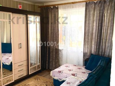 Продажа квартир в Карагандинской обл.: 1-комнатная квартира · 32 м² · 2 этаж, Майкудук, 12й микрорайон за 8 млн 〒 1-комнатная квартира · 32 м² · 2 этаж, Майкудук, 12й микрорайон за 8 млн 〒 в Караганде, Алихана Бокейханова р-н