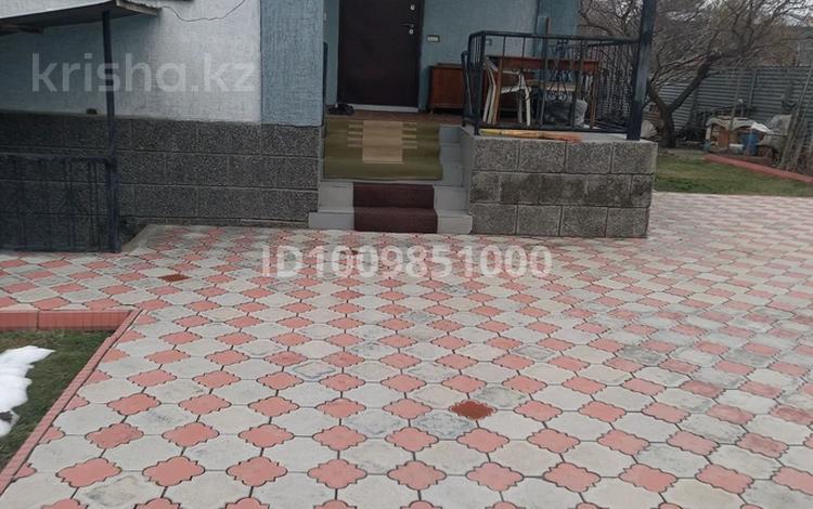 Отдельный дом · 4 комнаты · 210 м² · 9 сот., мкр Акбулак 31 — Саина Рыскулова за 160 млн ₸ в Алматы, Алатауский р-н — фото 2