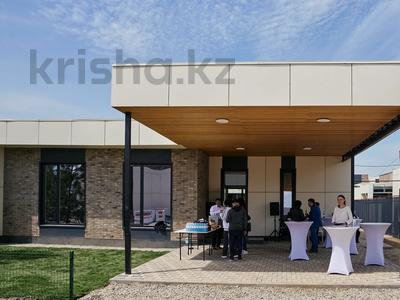 Планировки ЖК в Алматинской обл.: 4-комнатная квартира · 201.37 м², Алатуская трасса п. Туздыбастау за ~ 108.1 млн 〒 4-комнатная квартира · 201.37 м², Алатуская трасса п. Туздыбастау за ~ 108.1 млн 〒 в Туздыбастау (Калинино)